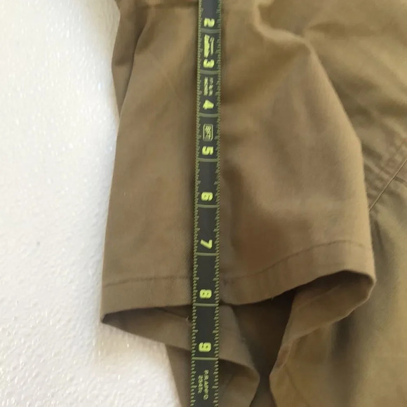 Elastic Waist Olive Green Shorts with Pockets Casual Comfy Everyday - Picture 10 of 11